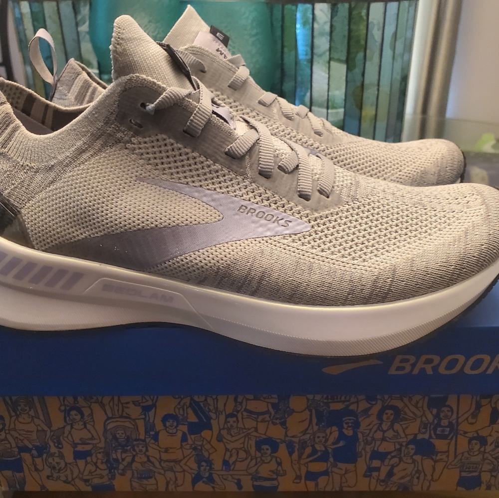 Brooks Women's Bedlam 3 - Oyster / Purple Heather